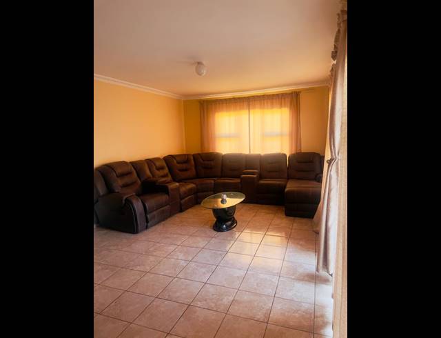 4 BEDROOM HOUSE FOR SALE IN NORTHDALE